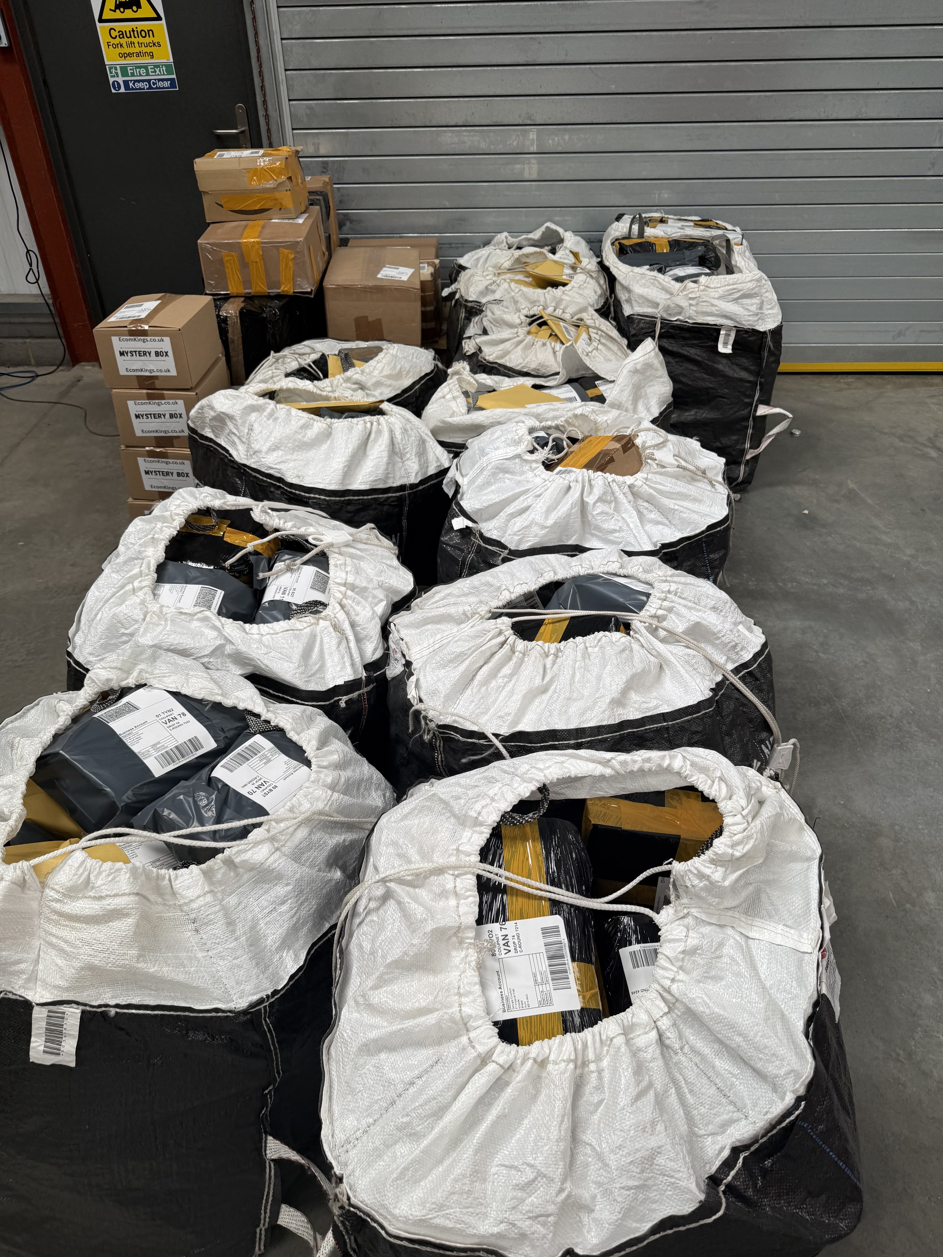 EcomKings Liquidation Hauls - Unboxing massive pallets of Amazon returns and liquidation stock